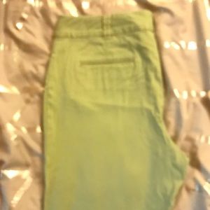 Green fitted slacks 90%cotton wide leg